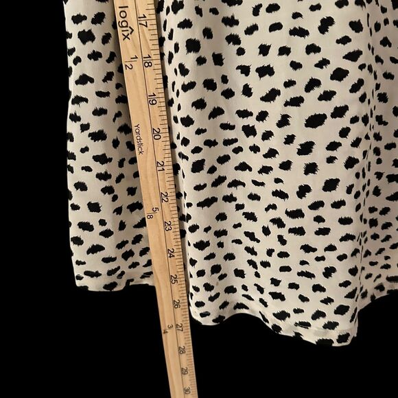 Joie Cream and Black Animal Print 100% Silk Razorback Tank Size S - Picture 4 of 6